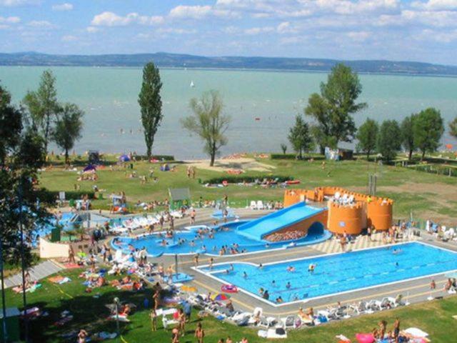 Beach Ap 2 Balatonlelle Bagian luar foto